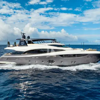M/Y M