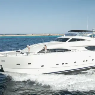YOLO TOO - Cruising