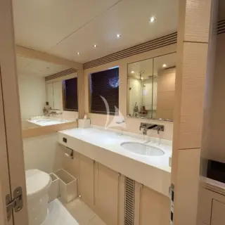 Master bathroom ensuite