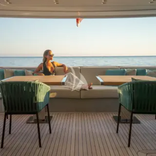Main deck dehors