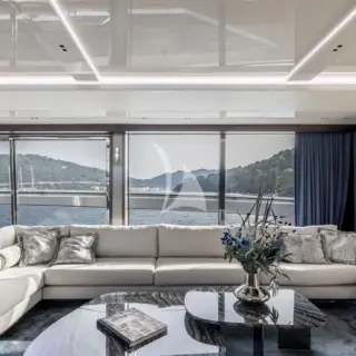 Main Deck - Salon