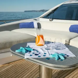 Foredeck relaxing area