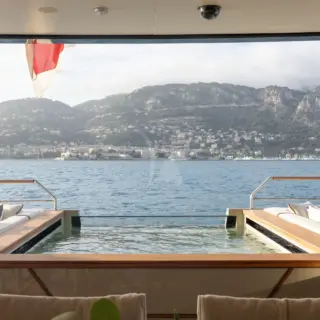Maindeck Aft Jacuzzi