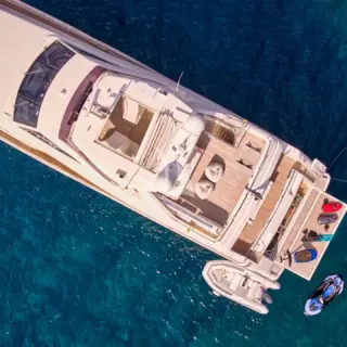 WATCH ME - Image 15
