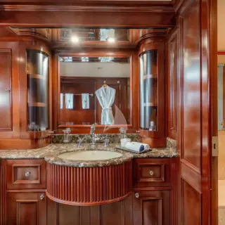 Master cabin en suite bathroom