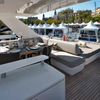 flybridge's dining table & aft lounge