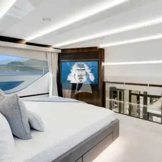 MAIN DECK MASTER STATEROOM