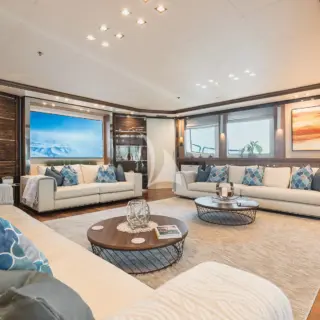 Main deck salon