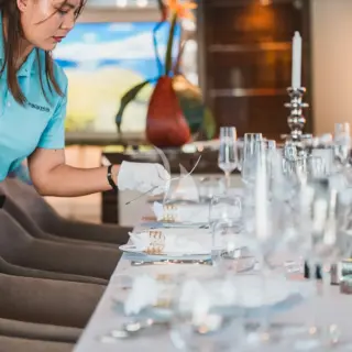 Main deck salon - dining