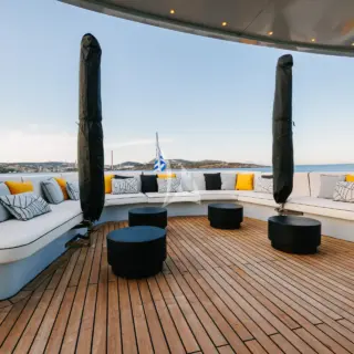 Upper deck exterior lounge area