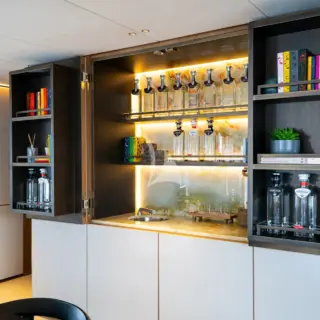 Main Saloon Dining Area