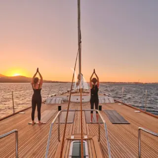 Foredeck yoga