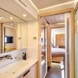 Master's Cabin Bathroom