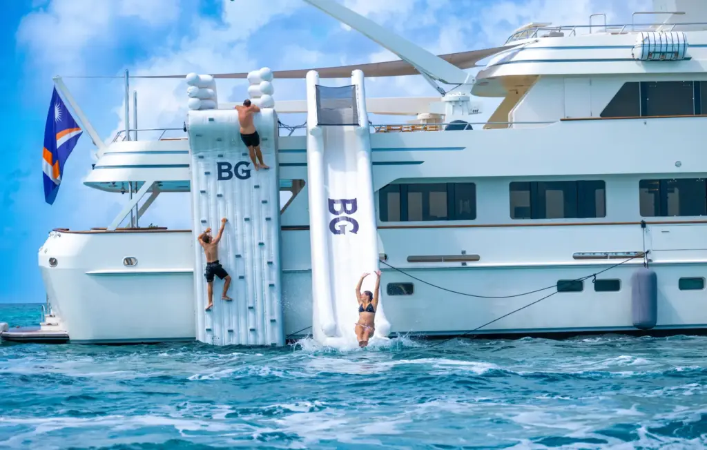 BG - Climb and Slide! 