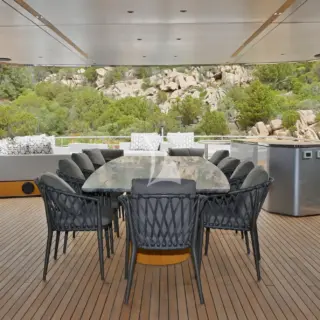 Upper Deck Aft - Dining area