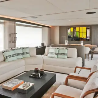 Main salon 2