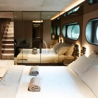Double Cabin