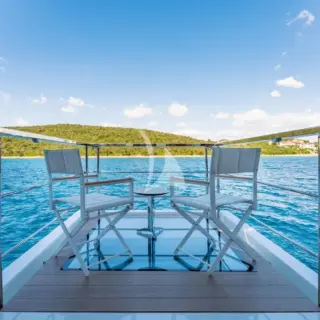Primary Stateroom - Balcony Main Deck