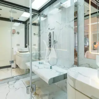 Primary Stateroom  - En Suite Bathroom Main Deck