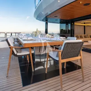 Main Deck - Al fresco Dining
