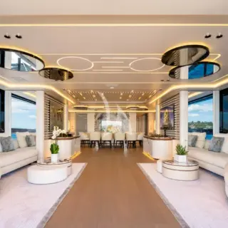 Main Deck - Salon