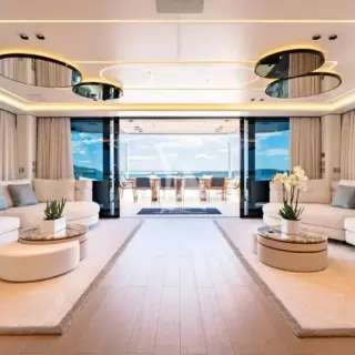 Main Deck - Salon