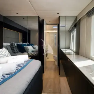 Guest cabin