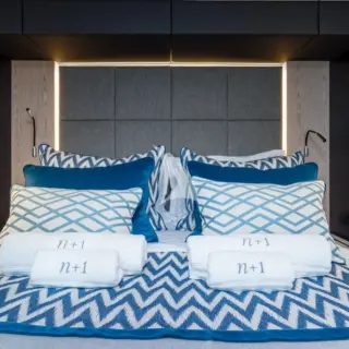 Guest cabin