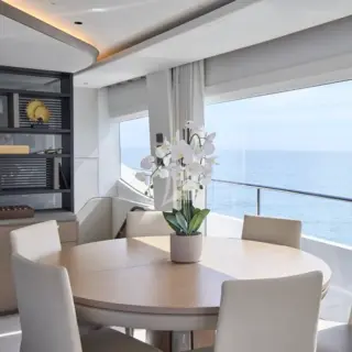 POLARIS - Dining area ( could be extended )