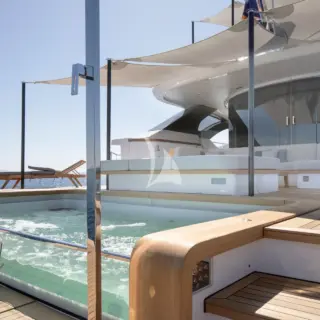 Jacuzzi Pool - Main Aft deck