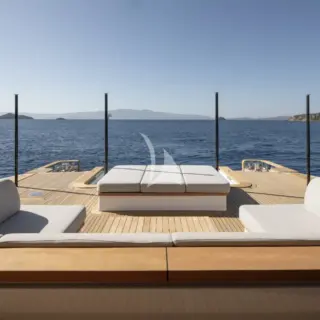 Lounging area - Main Aft deck