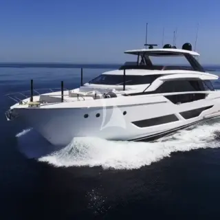 LADY AGA - Image 1