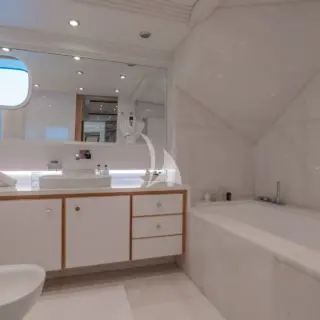 Master Ensuite