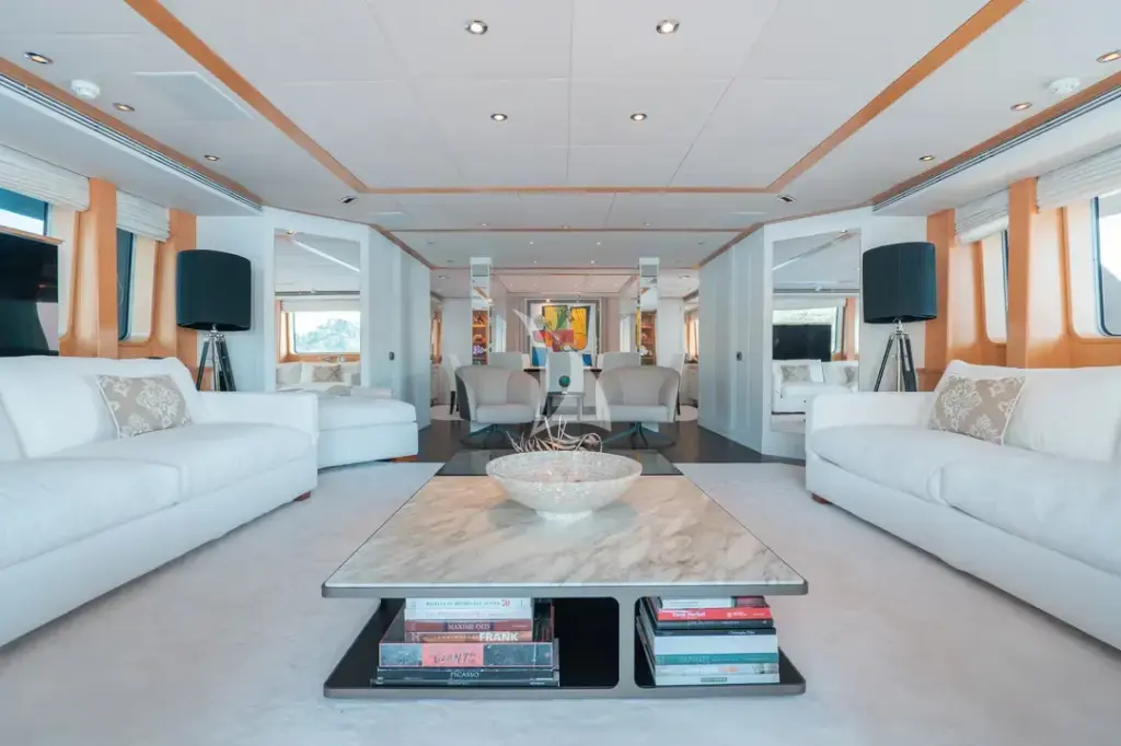 DEEP BLUE II - Main salon