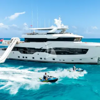 M/Y EAU LA LA