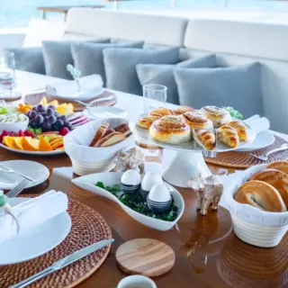 EAU LA LA - Aft Deck