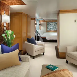 LADY BRITT - Full Beam VIP