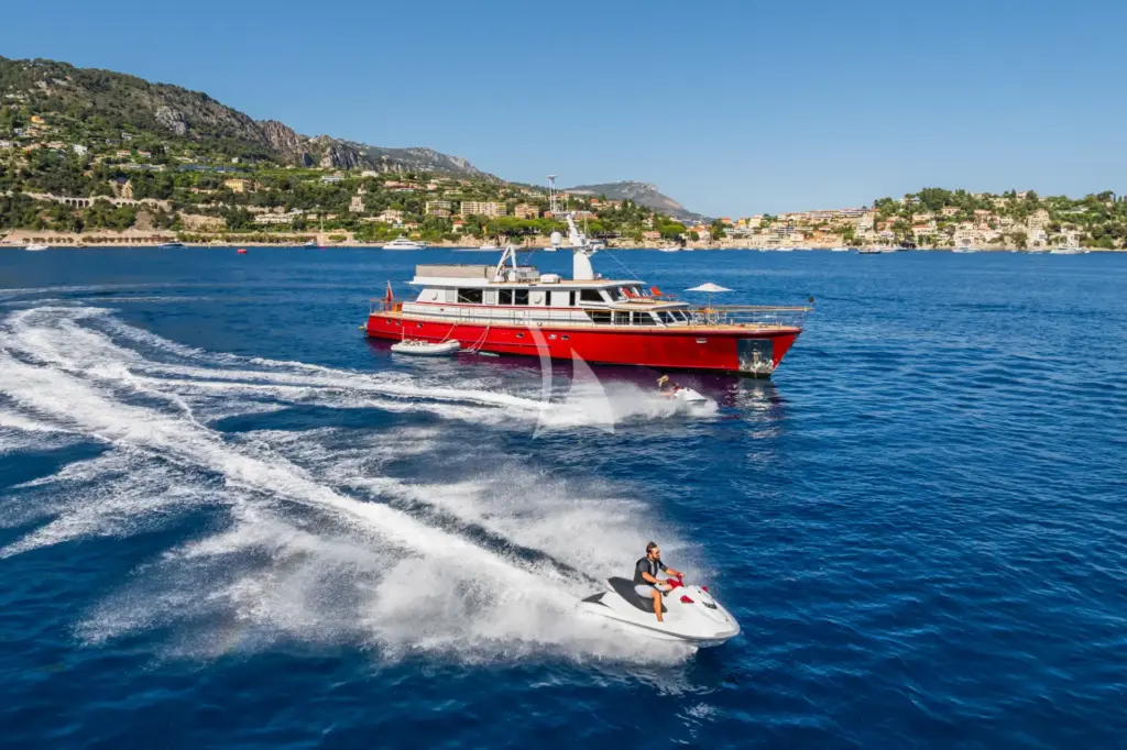 Tempest WS - TEMPEST Toys in action 3