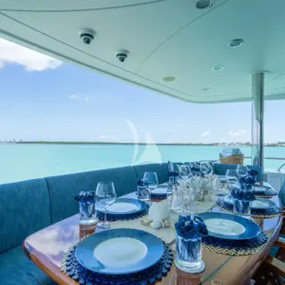 AFT DECK TABLE