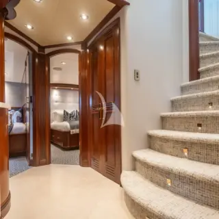 LOWER MIDSHIP STATEROOMS