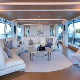 Main deck salon