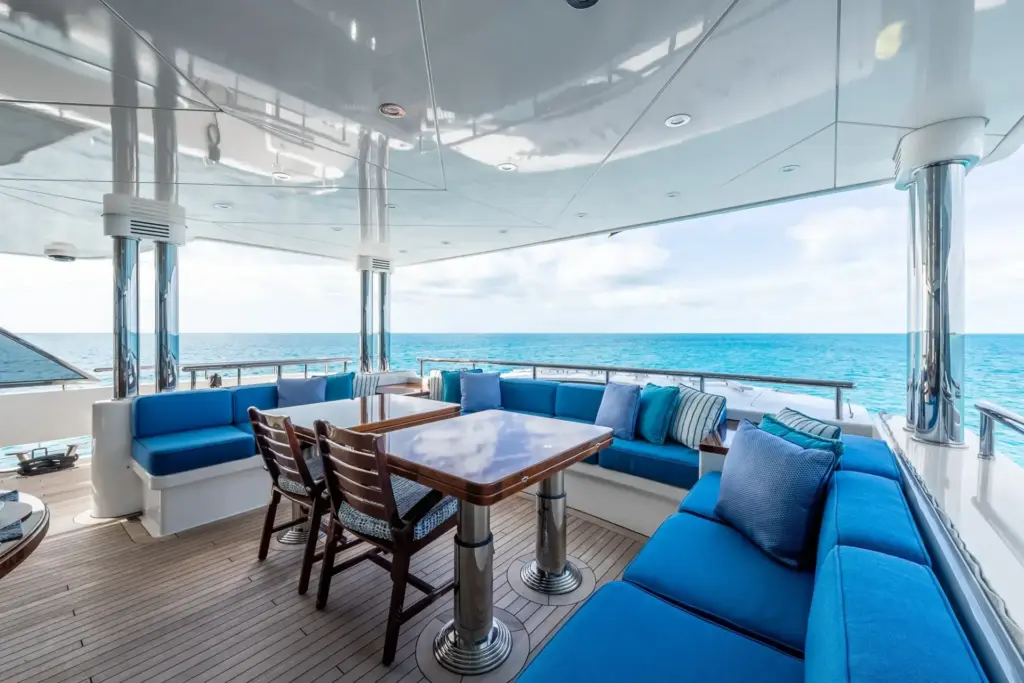 VALINOR - Main Deck Aft Seating