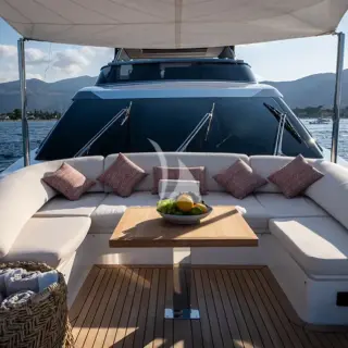 Bow outdoor living area