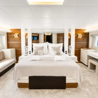 BISCAYNE - Image 20