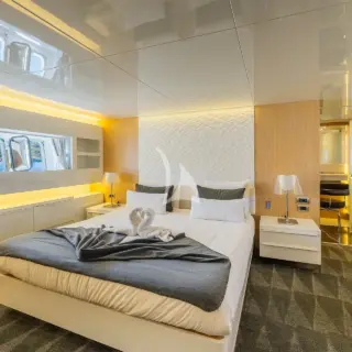 PANGEA master bed
