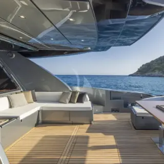aft deck - sistership