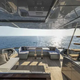 Aftdeck dining  - sistership