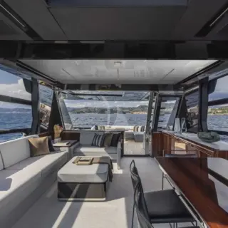 saloon - sistership