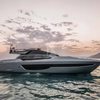 Riva 76 cruising - sistership