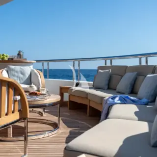 Upper deck aft lounge seating